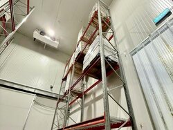 West Spring (D22), Warehouse #457543121